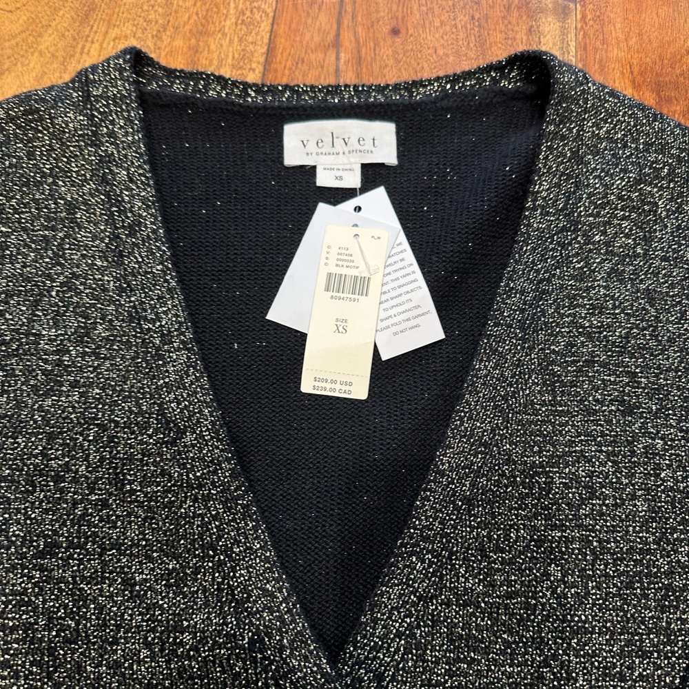☀️ New! ANTHRO Velvet By Graham & Spencer Shimmer Oversized Cardigan - Picture 3 of 16